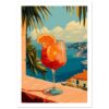Refresco con rodaja de naranja en copa de vino, vista al mar y acantilados en fondo tropical.