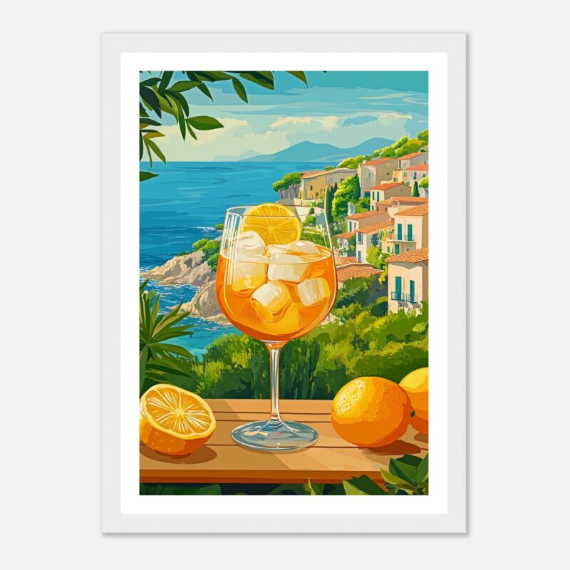 Refresco con hielo y limón en un entorno mediterráneo y costero en verano.