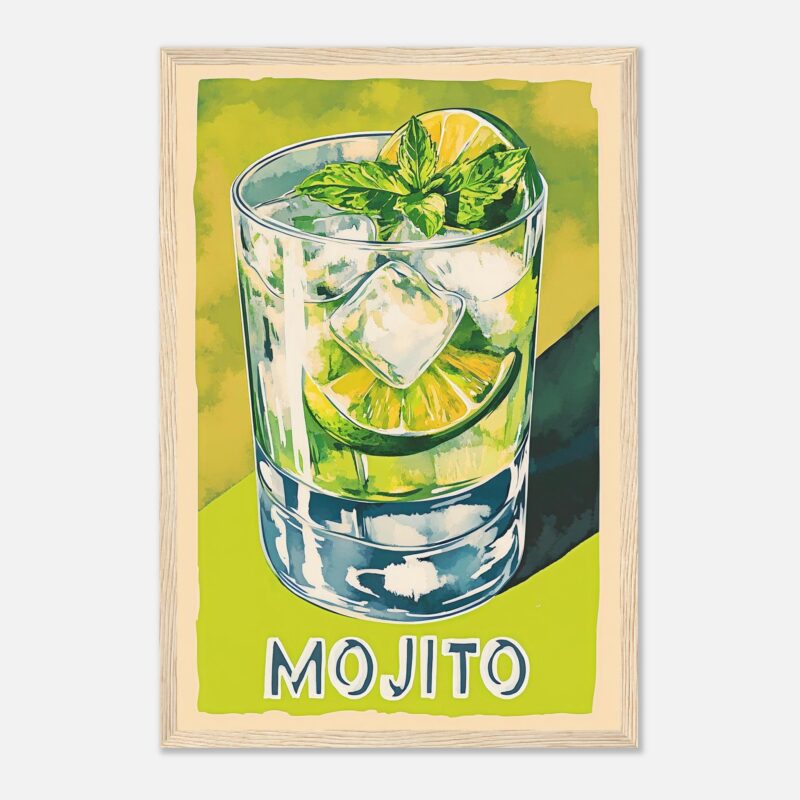 Refresco de mojito con lima, menta y hielo en vaso de cristal.