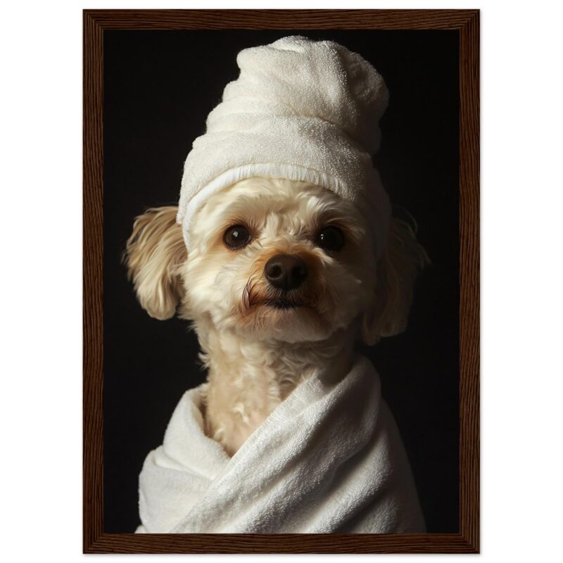 Perro con toalla en cabeza y bata, estilo retrato artístico, fotografía de alta calidad, mascotas, cuidado y bienestar animal.