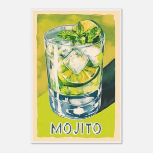 Refresco mojito con hierbabuena, limón y hielo en vaso alto.