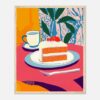 Tarta de zanahoria con crema de queso y frutas rojas sobre plato, ambiente colorido y artístico.