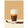 Disfruta de un delicioso café espresso con crema en un vaso de cristal.