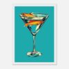 Peces en copa de cristal con fondo azul vibrant, arte digital moderno, ilustración de acuarios y bebidas.