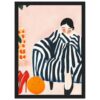 Bastidor con ilustración de mujer con ropa a rayas en estilo artístico moderno y colorido.