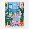 Dibujo colorido de una habitación con vistas al mar, plantas y un perro en la bañera.