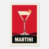 Cóctel Martini en estilo vintage con fondo rojo vibrante y diseño moderno.